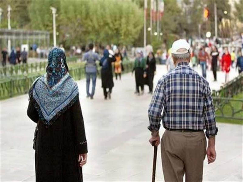 پیشنهاد افزایش «سن بازنشستگی» زنان و مردان به ۵۵ و ۵۷ سال